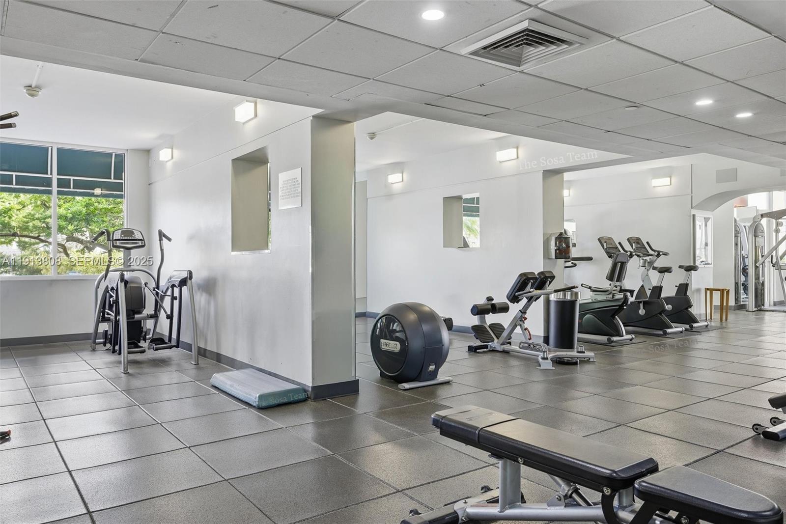 888 Brickell Key Dr #1903 Miami, FL 33131