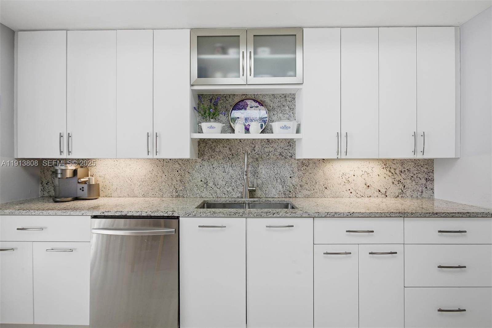 888 Brickell Key Dr #1903 Miami, FL 33131