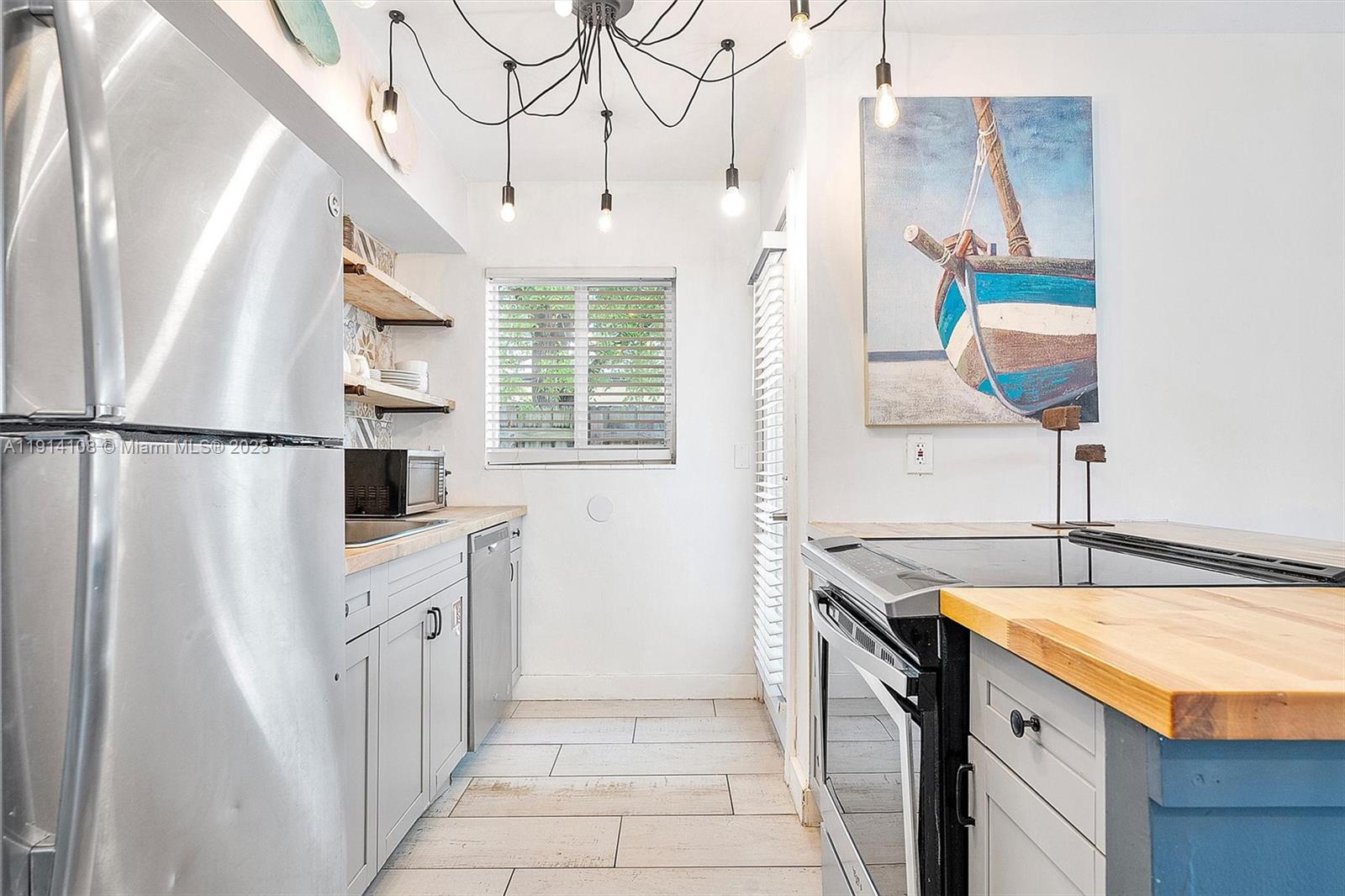 1411 NE 12th St Fort Lauderdale, FL 33304