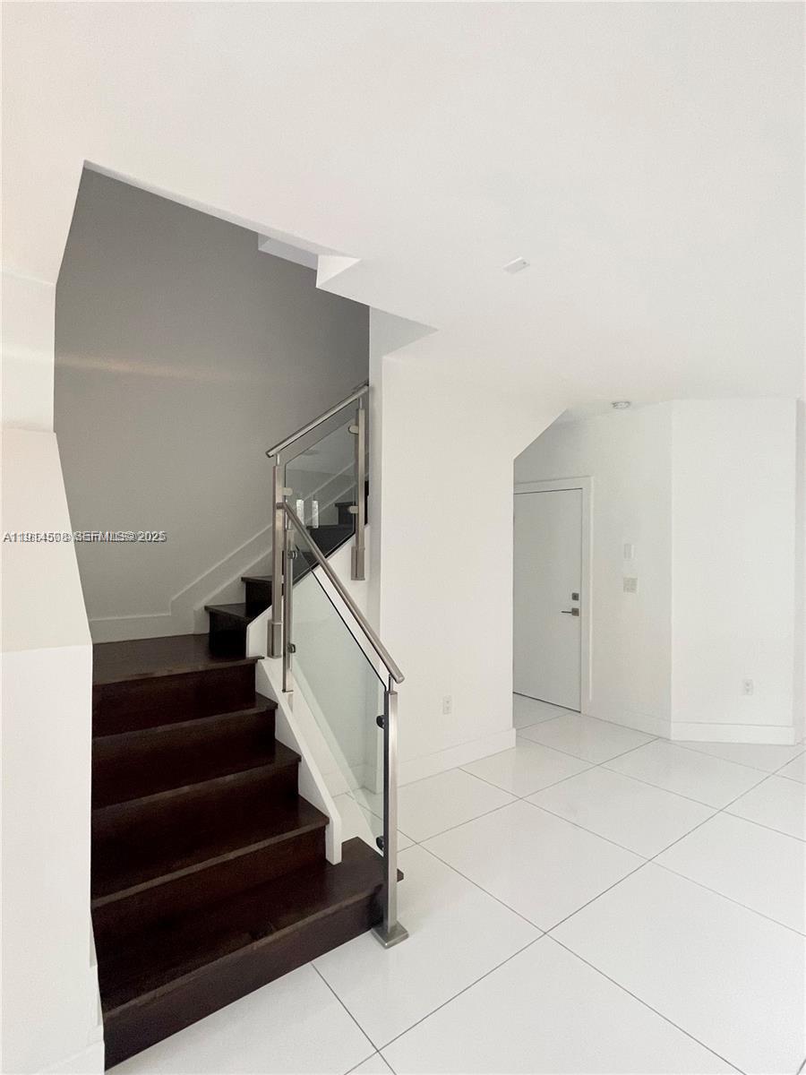 6855 NW 103rd Ave Doral, FL 33178