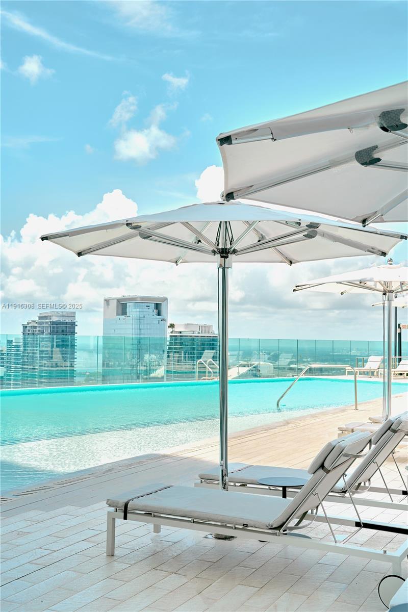 300 Biscayne Blvd Way #1101E Miami, FL 33131