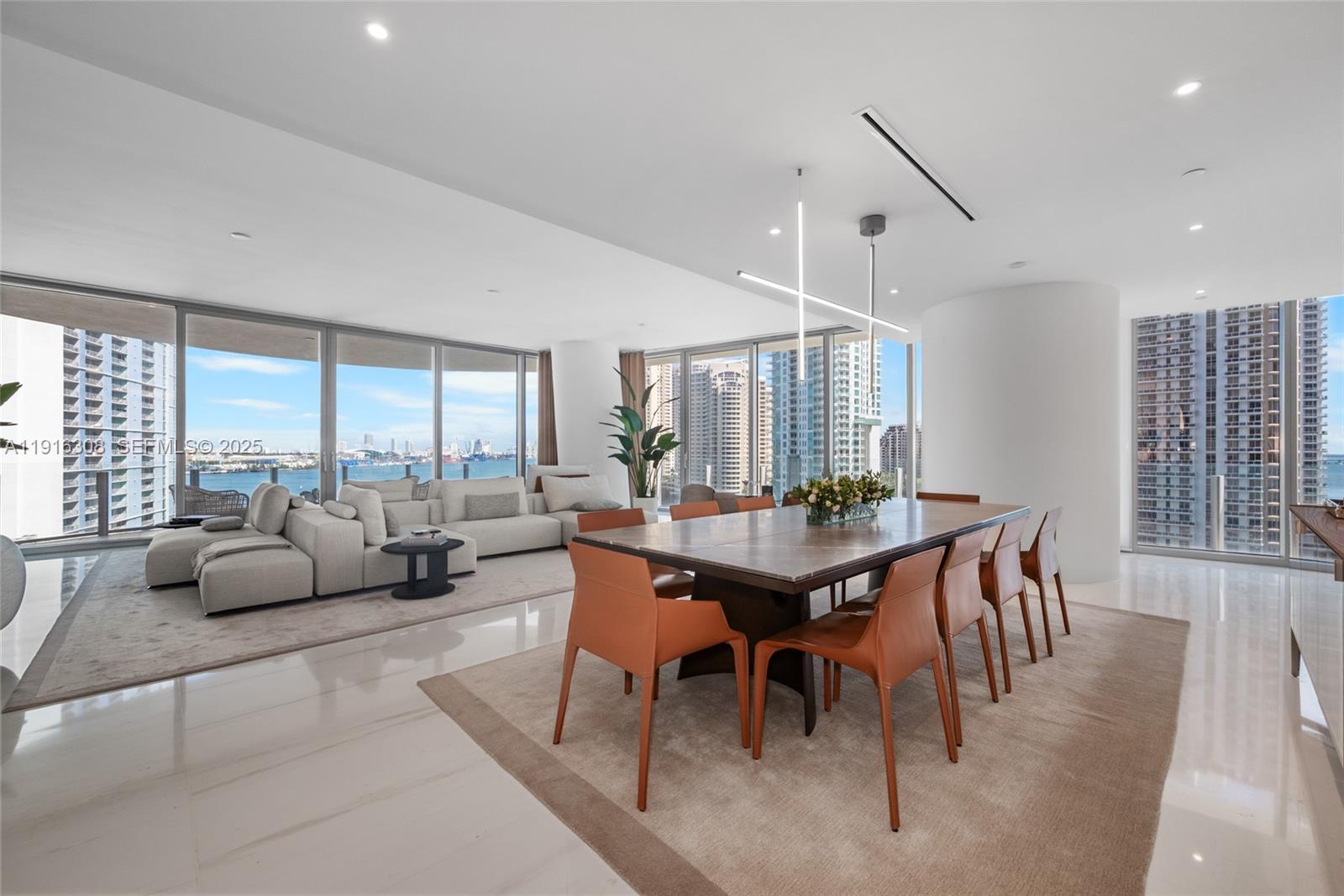 300 Biscayne Blvd Way #1101E Miami, FL 33131