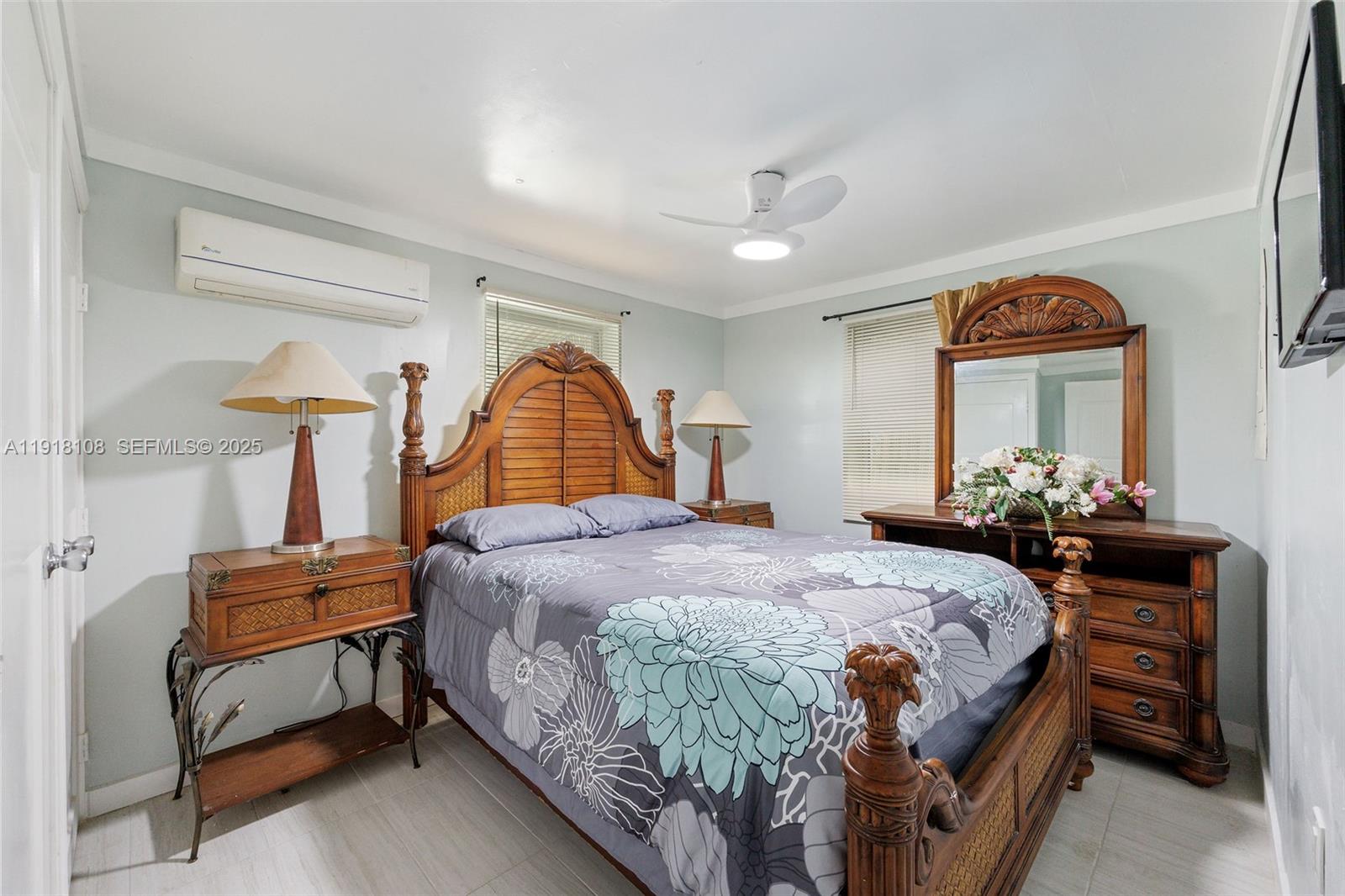 1464 SW 29th Ave Fort Lauderdale, FL 33312