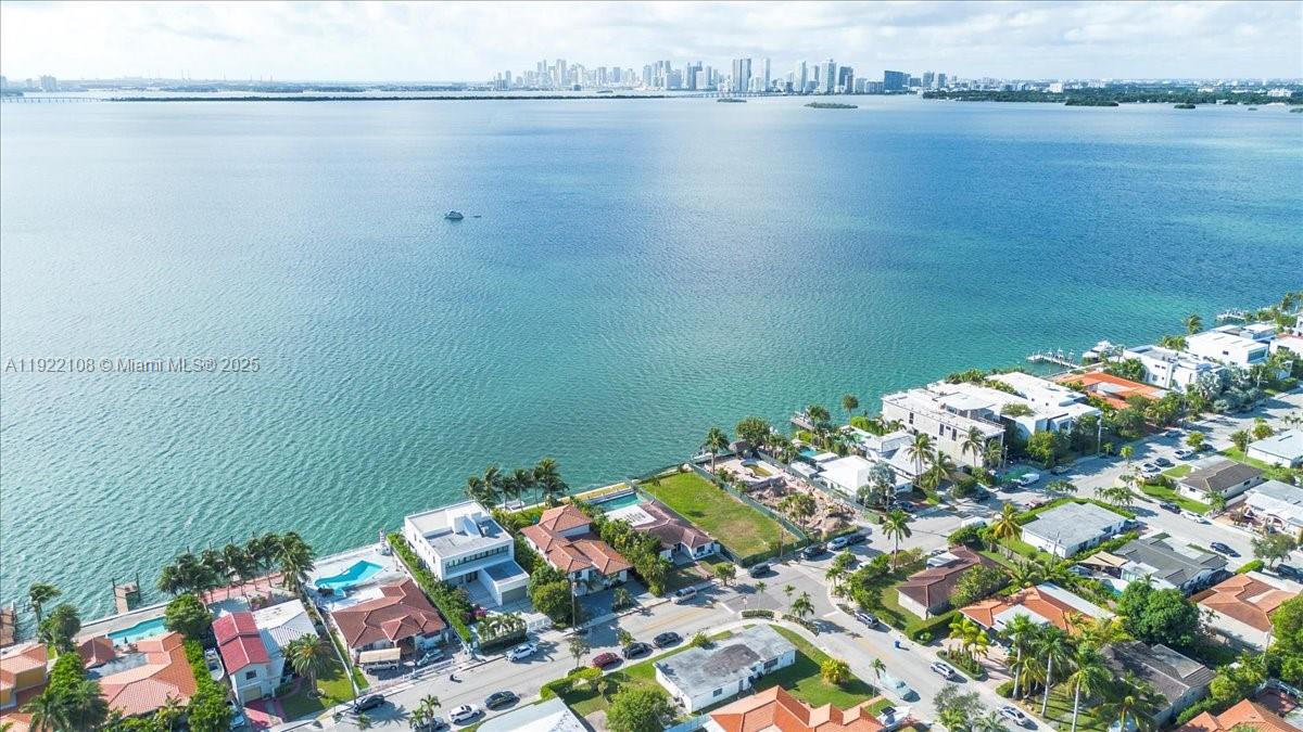 1680 S Treasure Dr North Bay Village, FL 33141