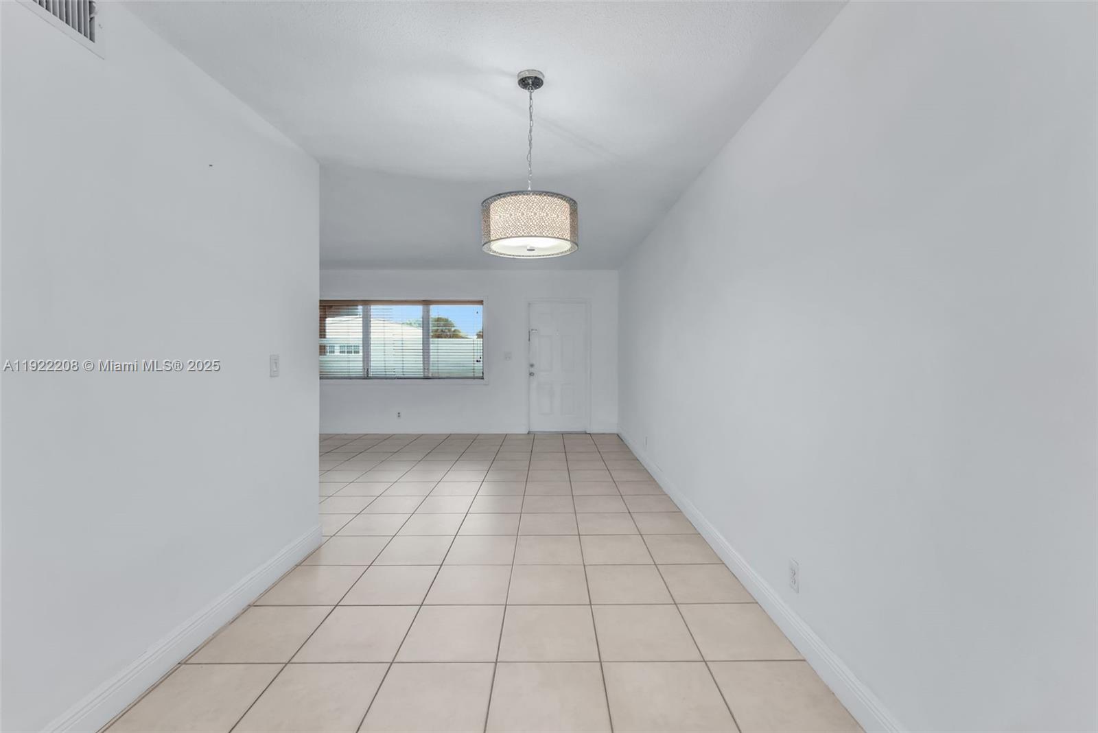 1450 NE 170th St #211 North Miami Beach, FL 33162