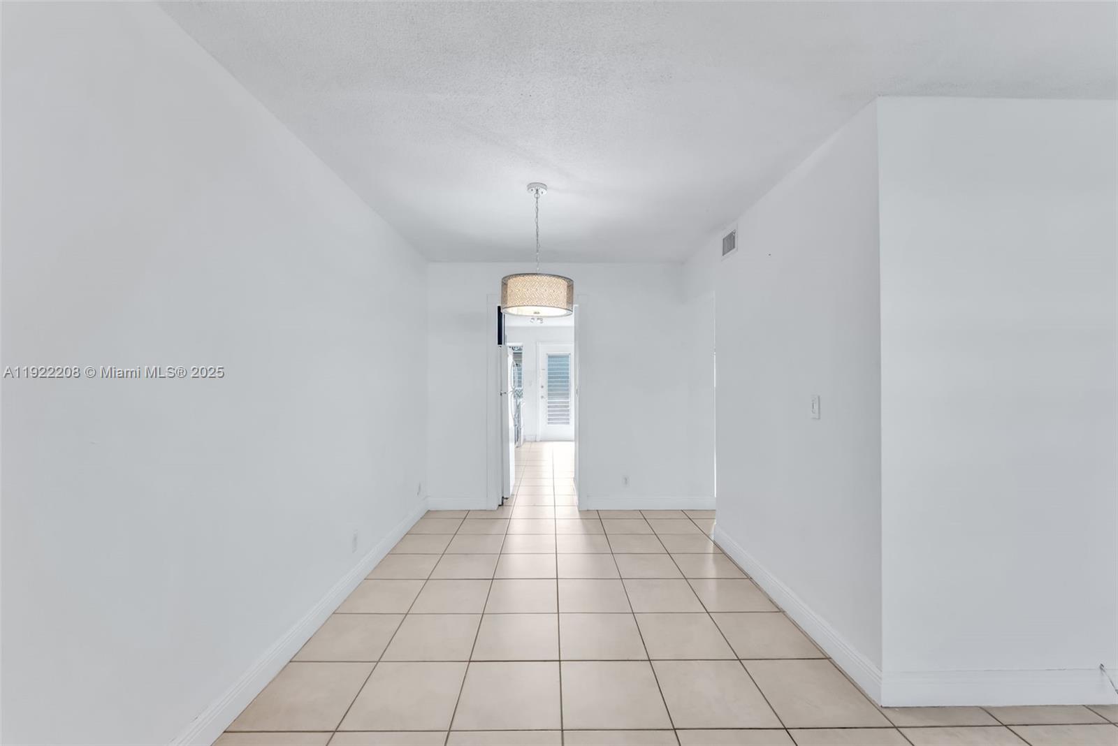 1450 NE 170th St #211 North Miami Beach, FL 33162