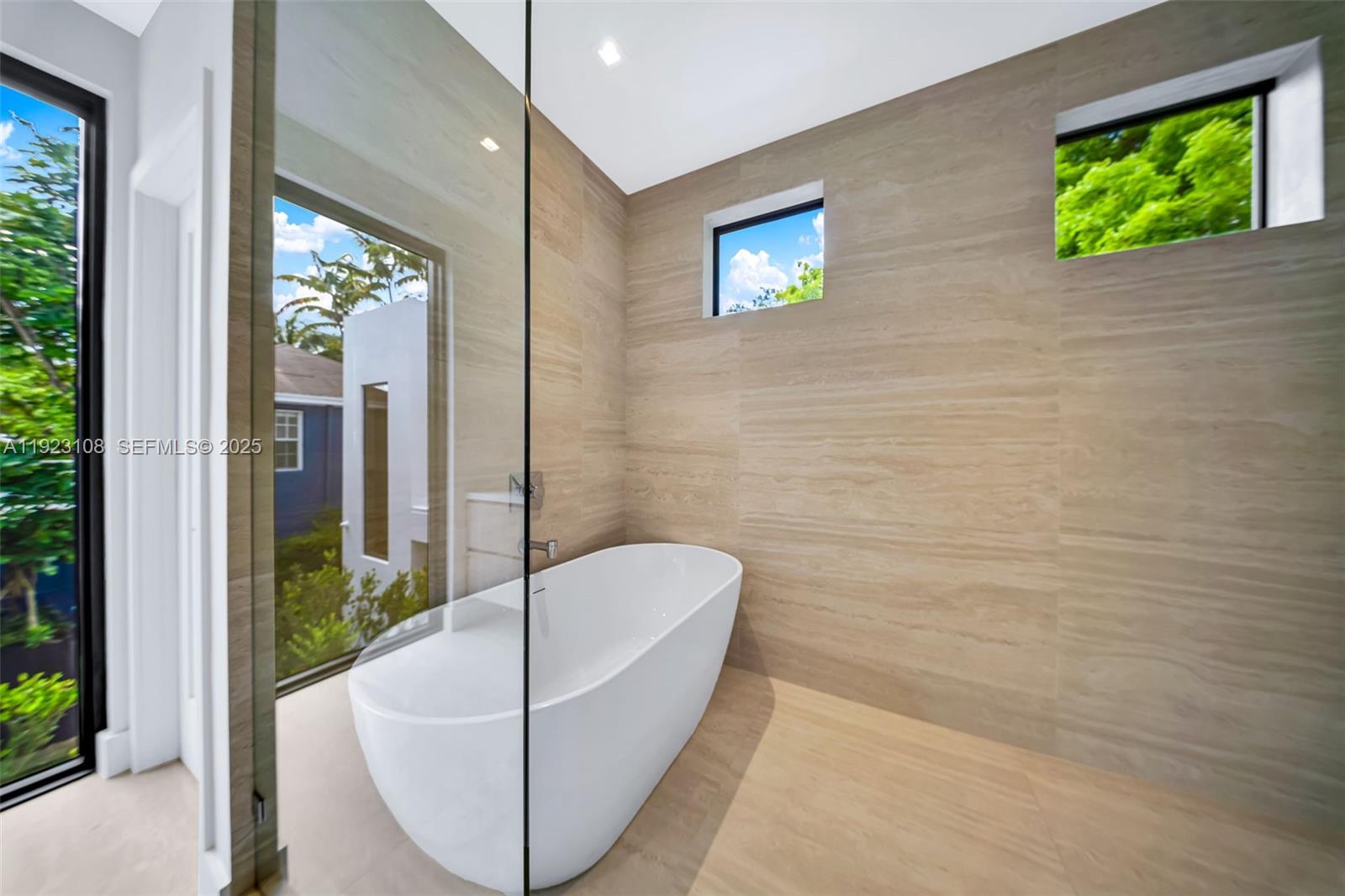 1513 SW 11th Ter Miami, FL 33135