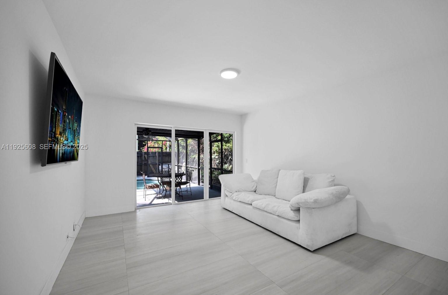 1546 Van Buren St Hollywood, FL 33020