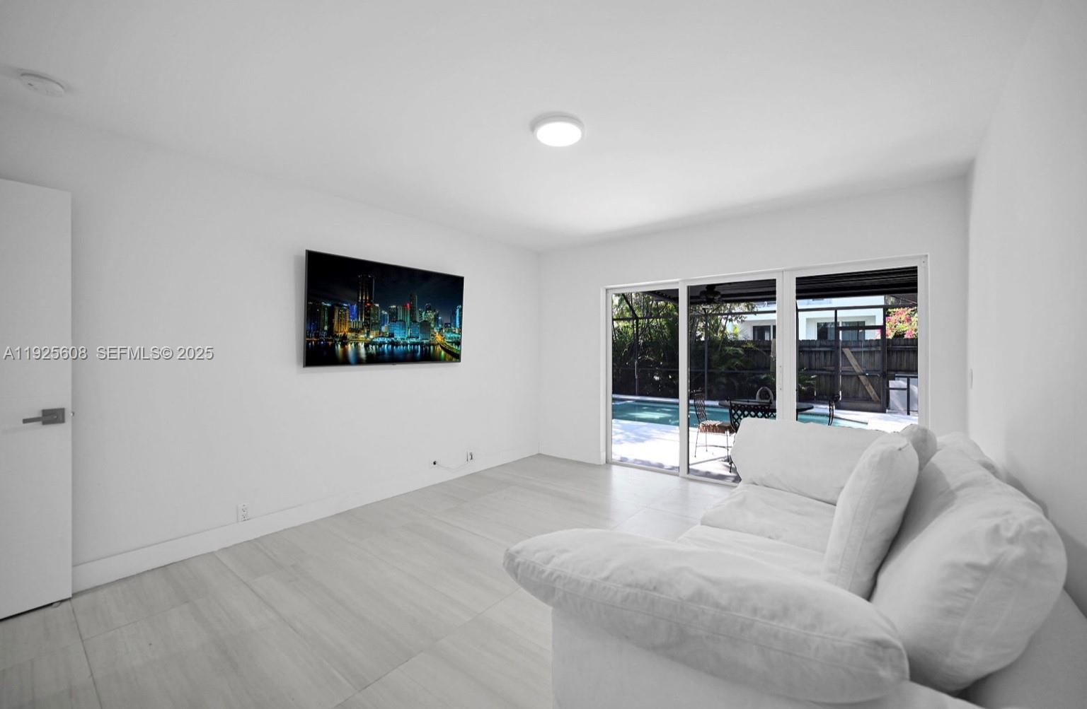 1546 Van Buren St Hollywood, FL 33020