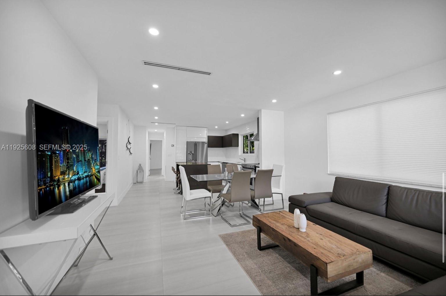 1546 Van Buren St Hollywood, FL 33020