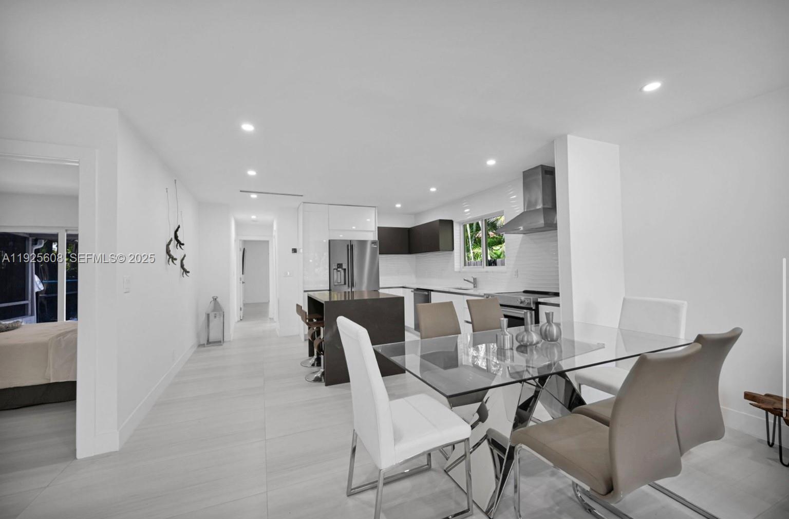 1546 Van Buren St Hollywood, FL 33020