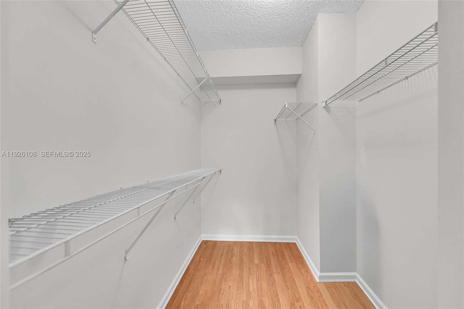 image Porto Bellagio Condo12