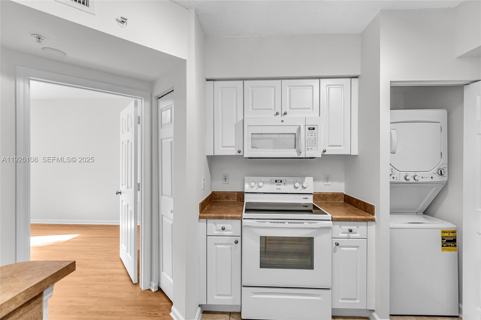 image Porto Bellagio Condo8