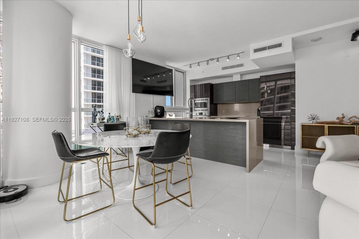 image The Bond on Brickell15