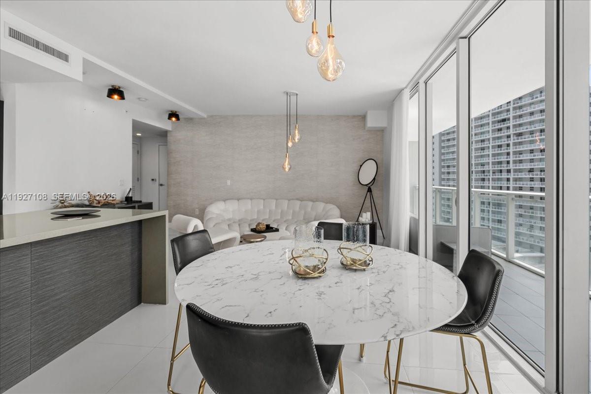 image The Bond on Brickell18