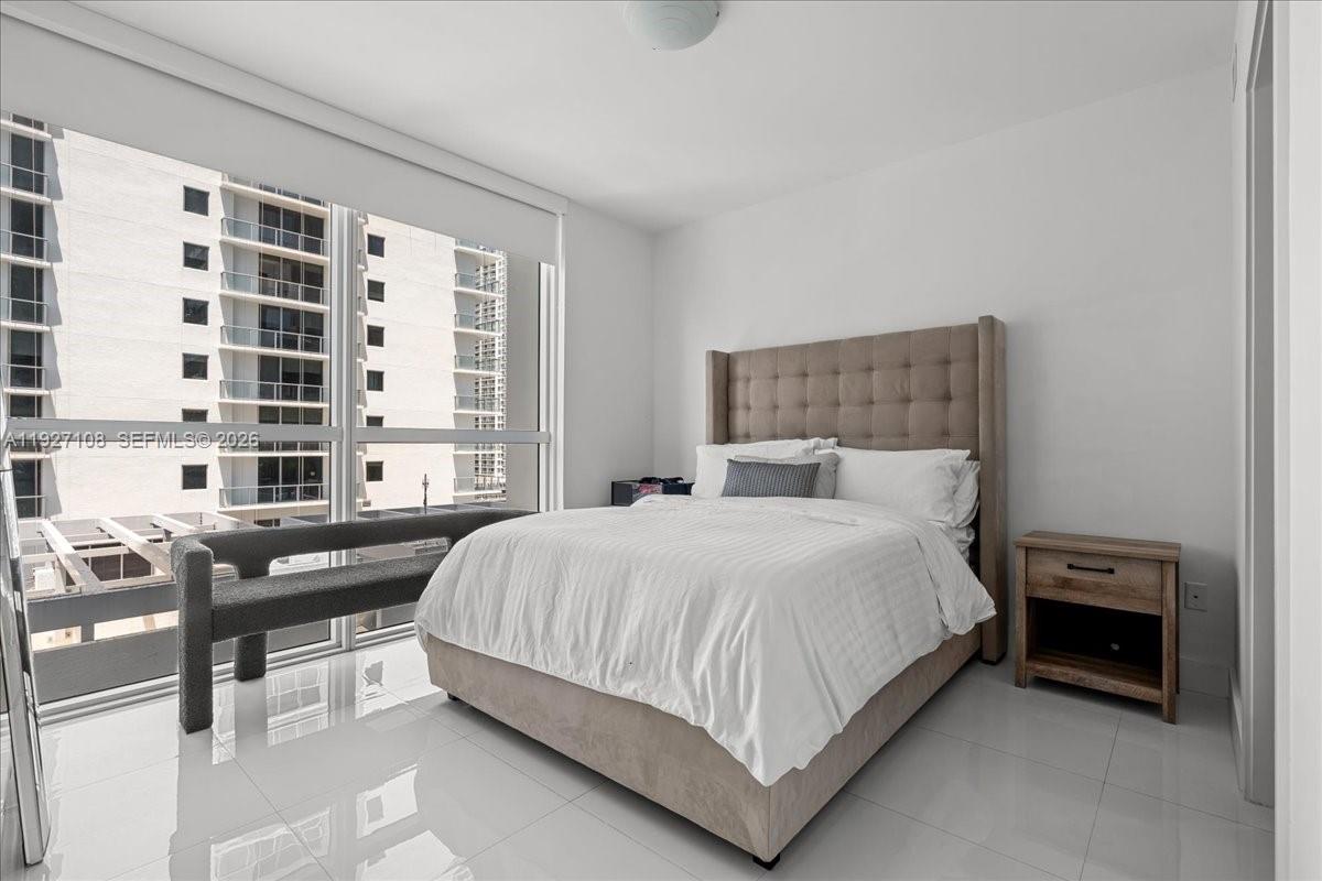 image The Bond on Brickell25