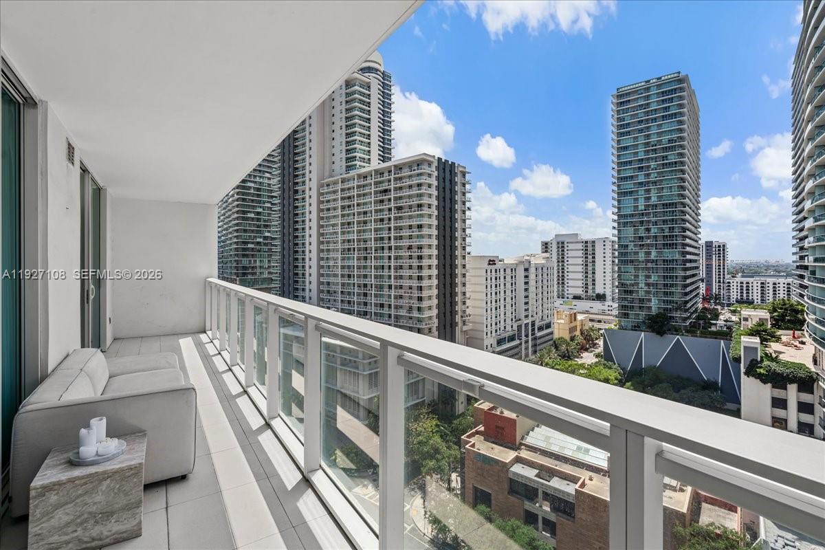image The Bond on Brickell31
