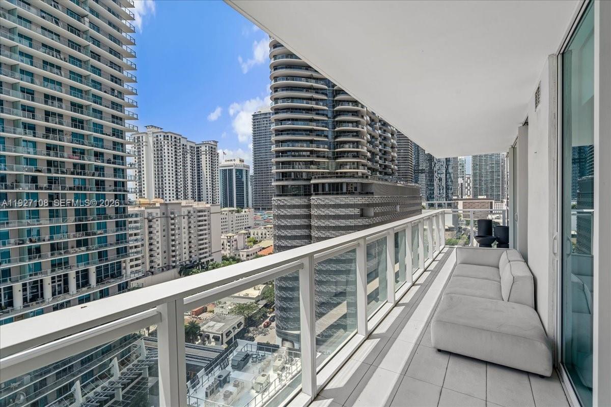 image The Bond on Brickell32