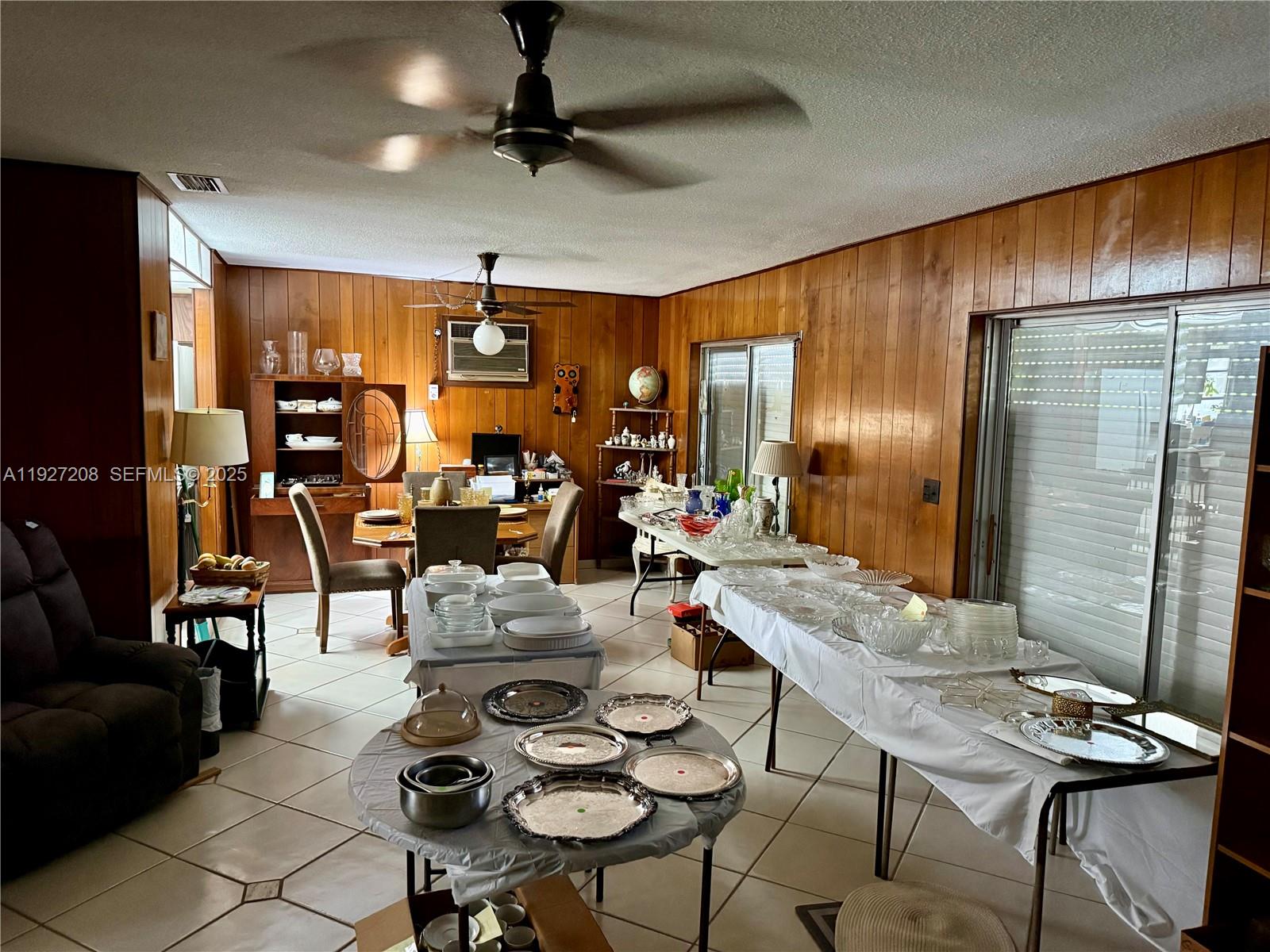 6341 Tamiami Canal Rd Miami, FL 33126