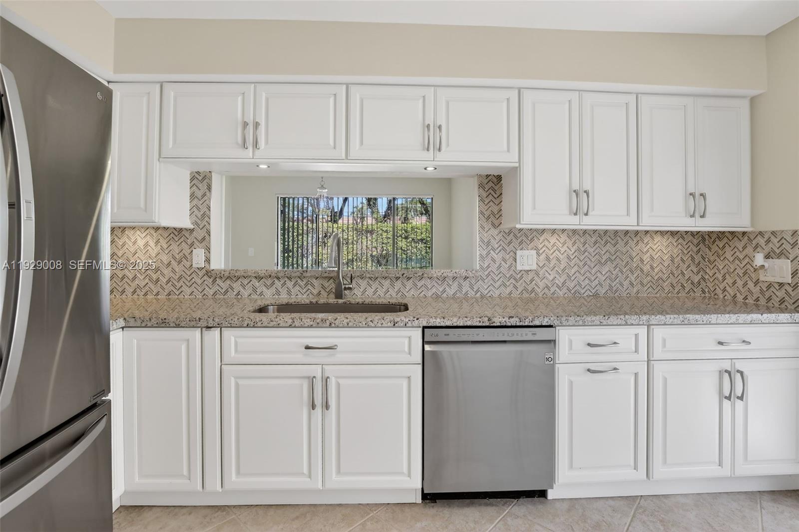 11541 Terra Bella Blvd #25 Plantation, FL 33325