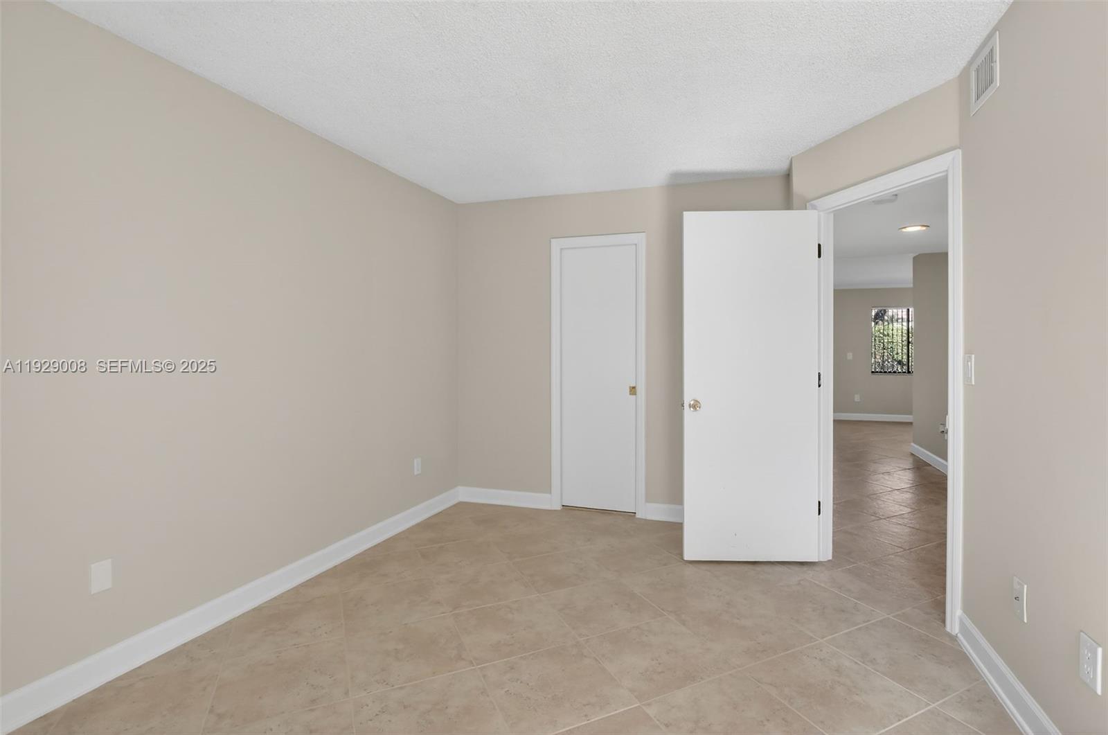 11541 Terra Bella Blvd #25 Plantation, FL 33325