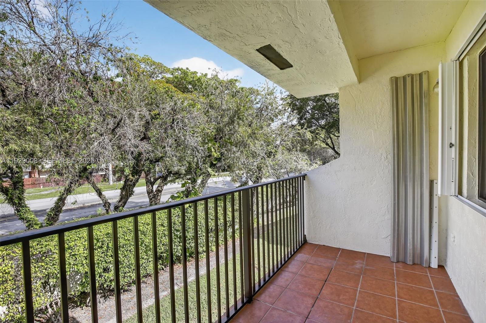 11541 Terra Bella Blvd #25 Plantation, FL 33325