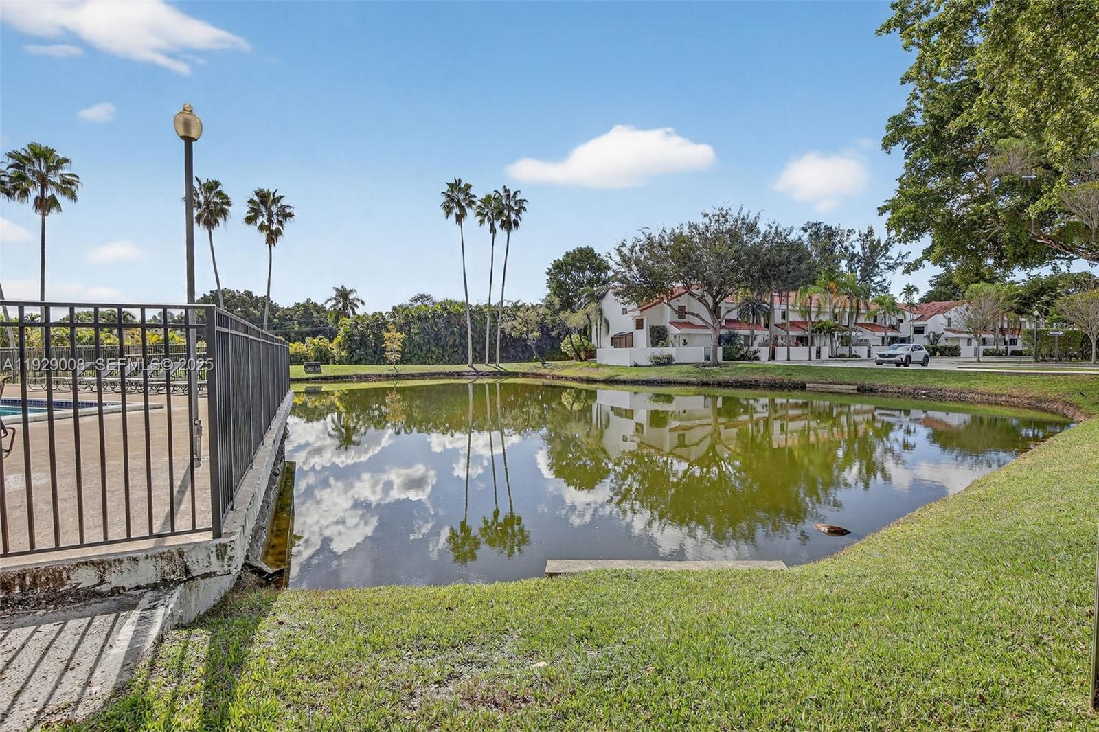 11541 Terra Bella Blvd #25 Plantation, FL 33325