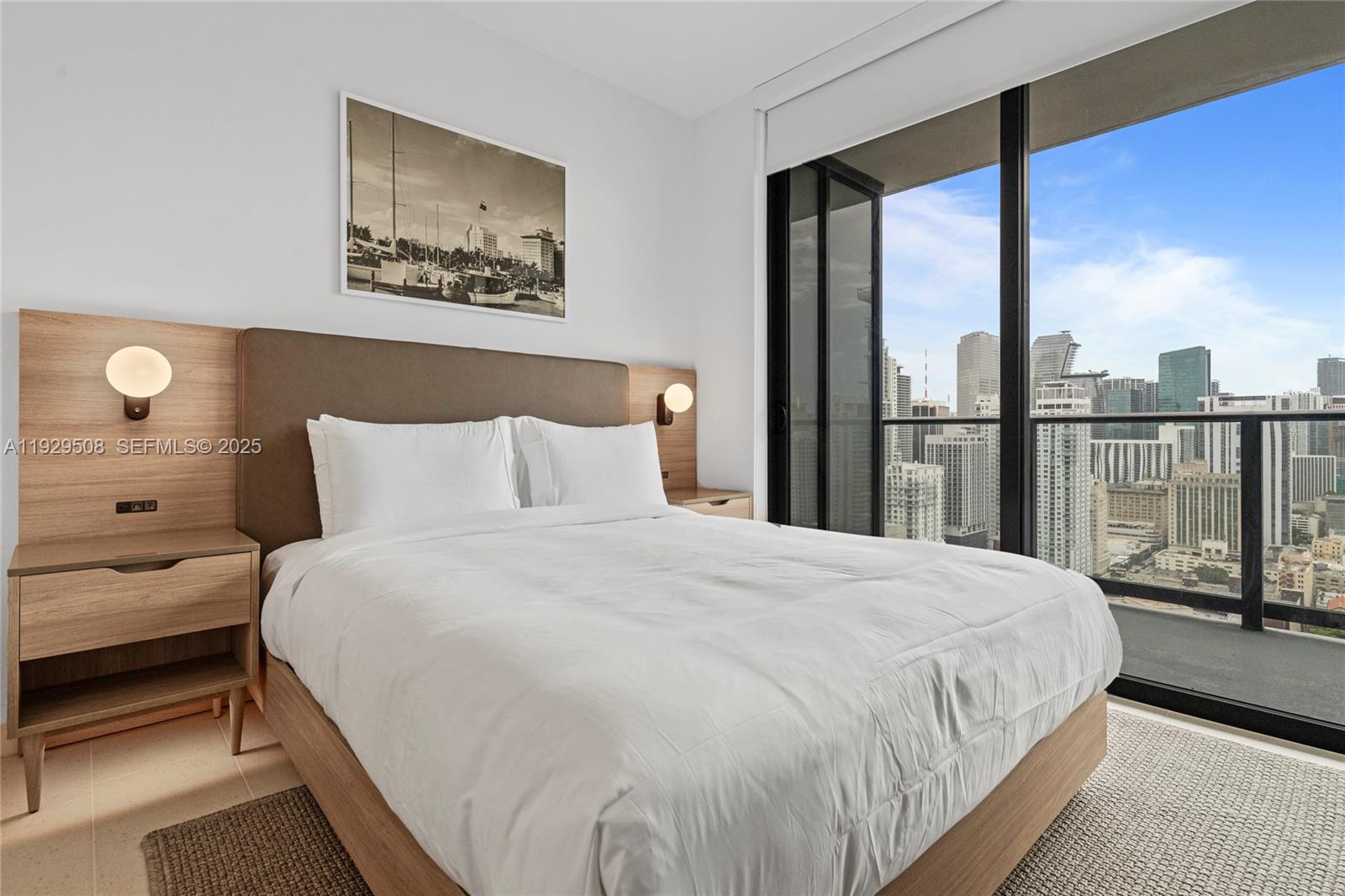 159 NE 6th St #2905 Miami, FL 33132