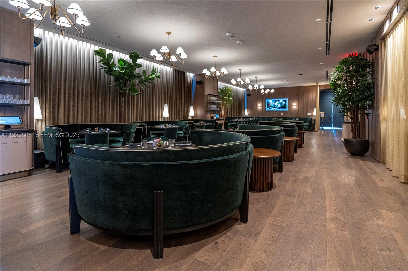 159 NE 6th St #2905 Miami, FL 33132