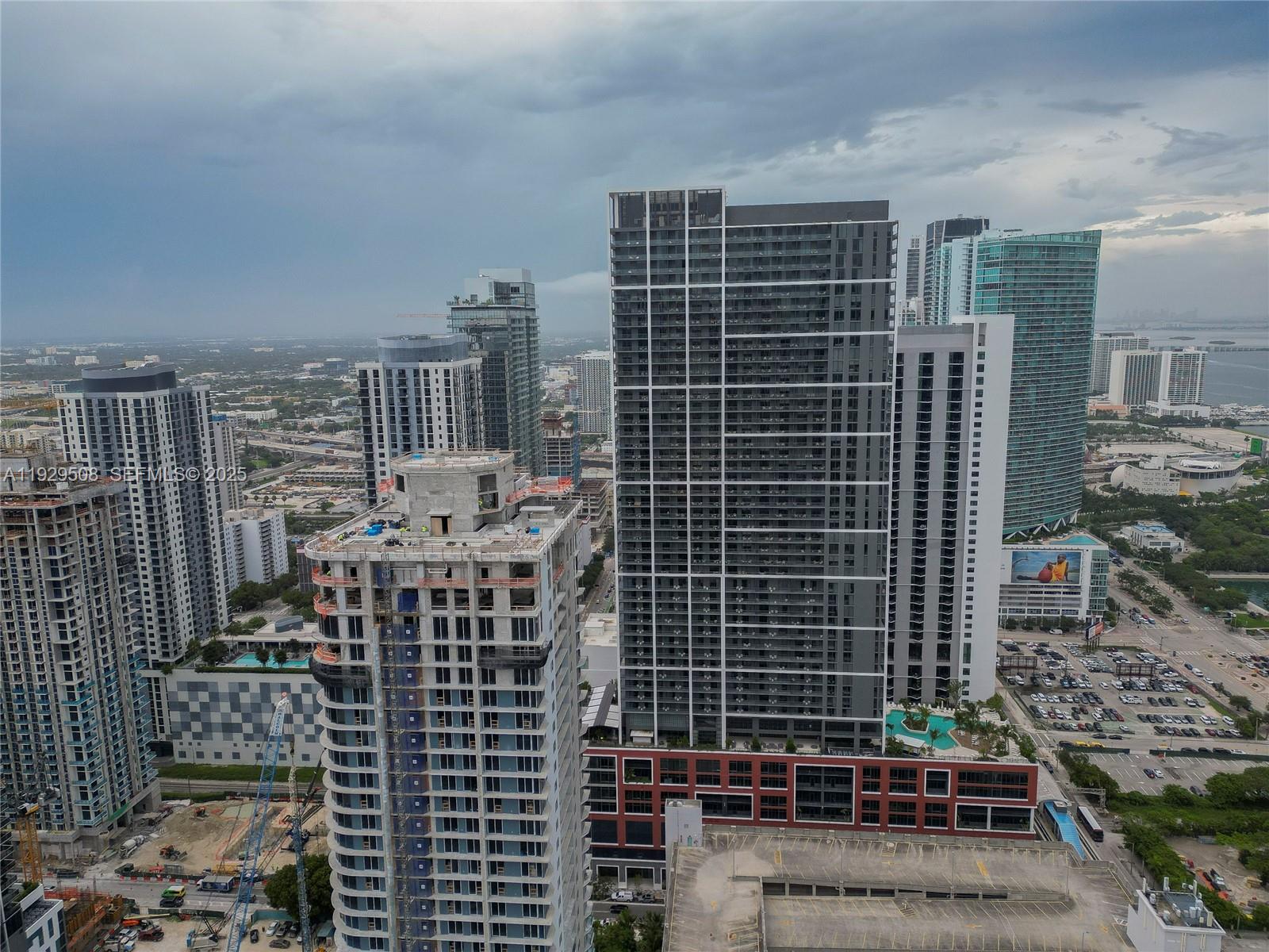 159 NE 6th St #2905 Miami, FL 33132