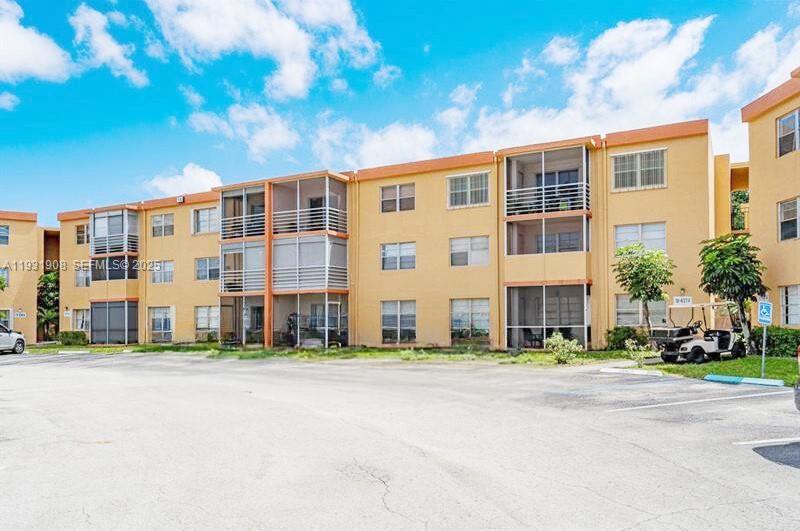 4304 NW 9th Ave #3-2G