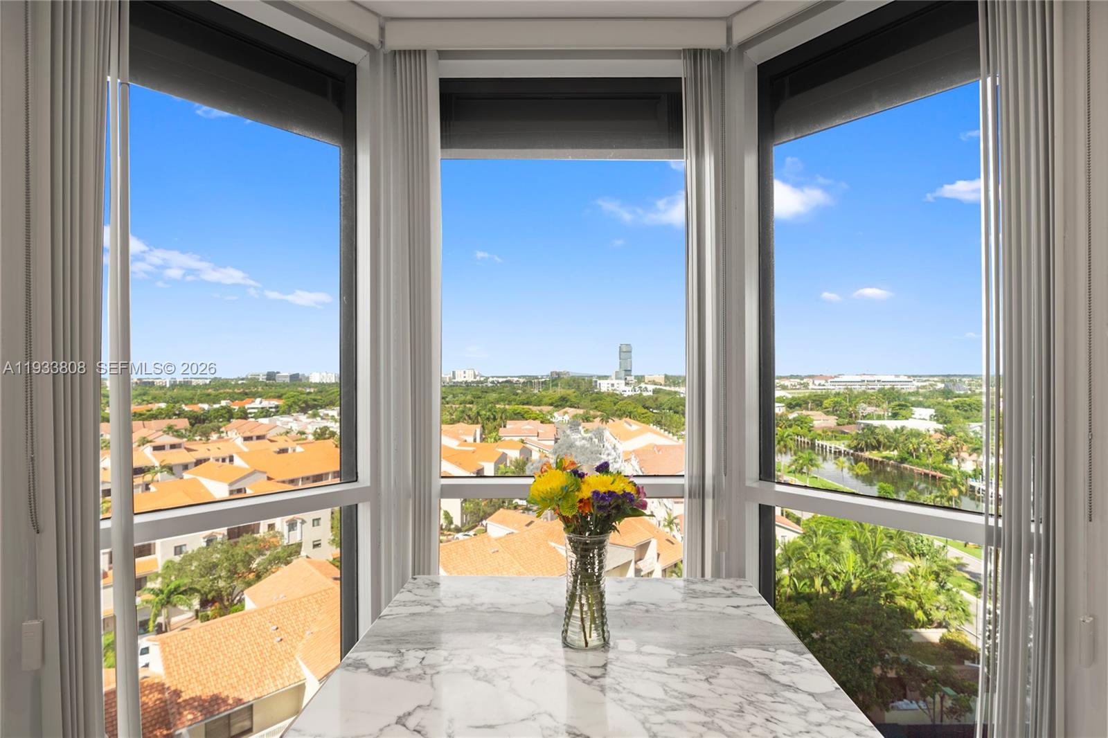 3598 Yacht Clb Dr #1003 Aventura, FL 33180