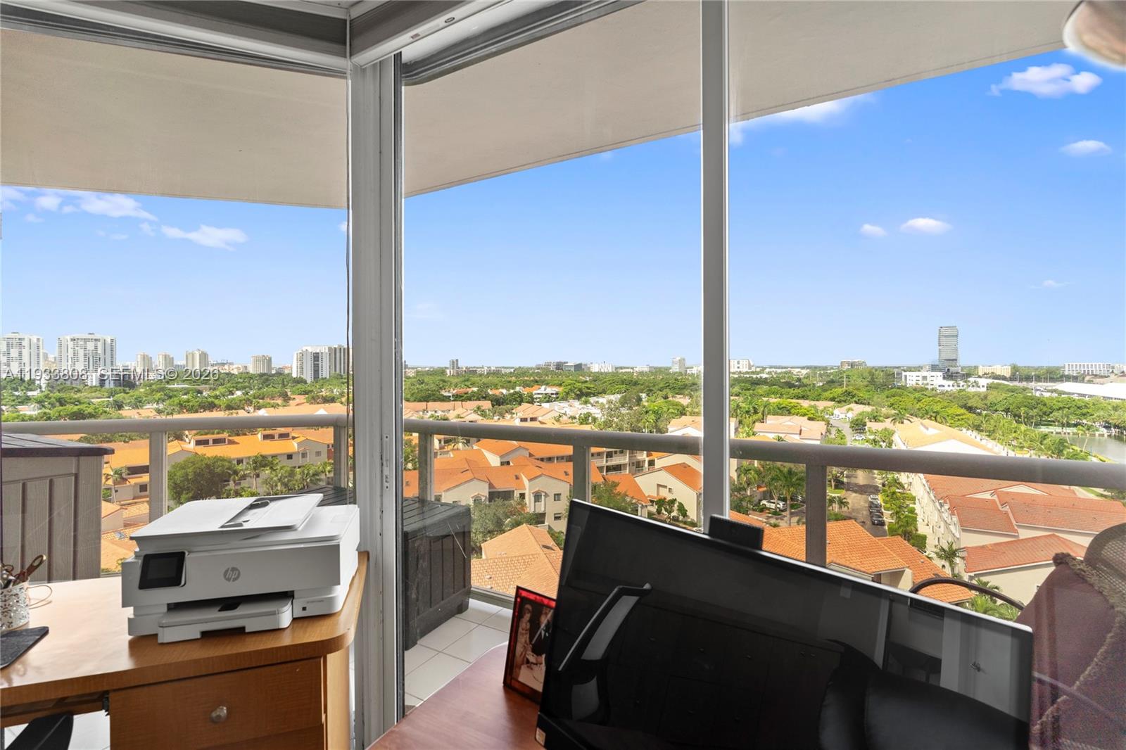 3598 Yacht Clb Dr #1003 Aventura, FL 33180