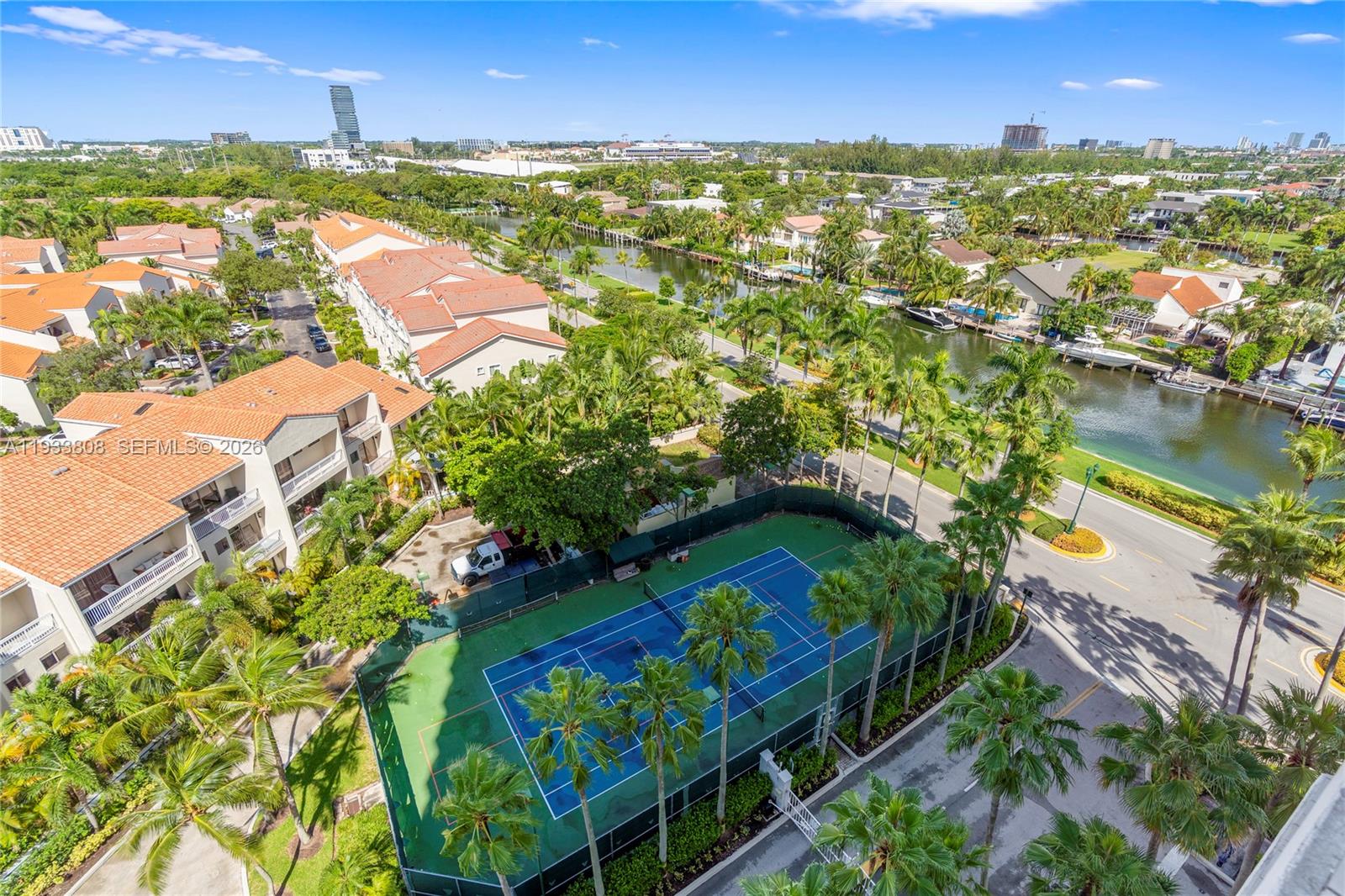 3598 Yacht Clb Dr #1003 Aventura, FL 33180