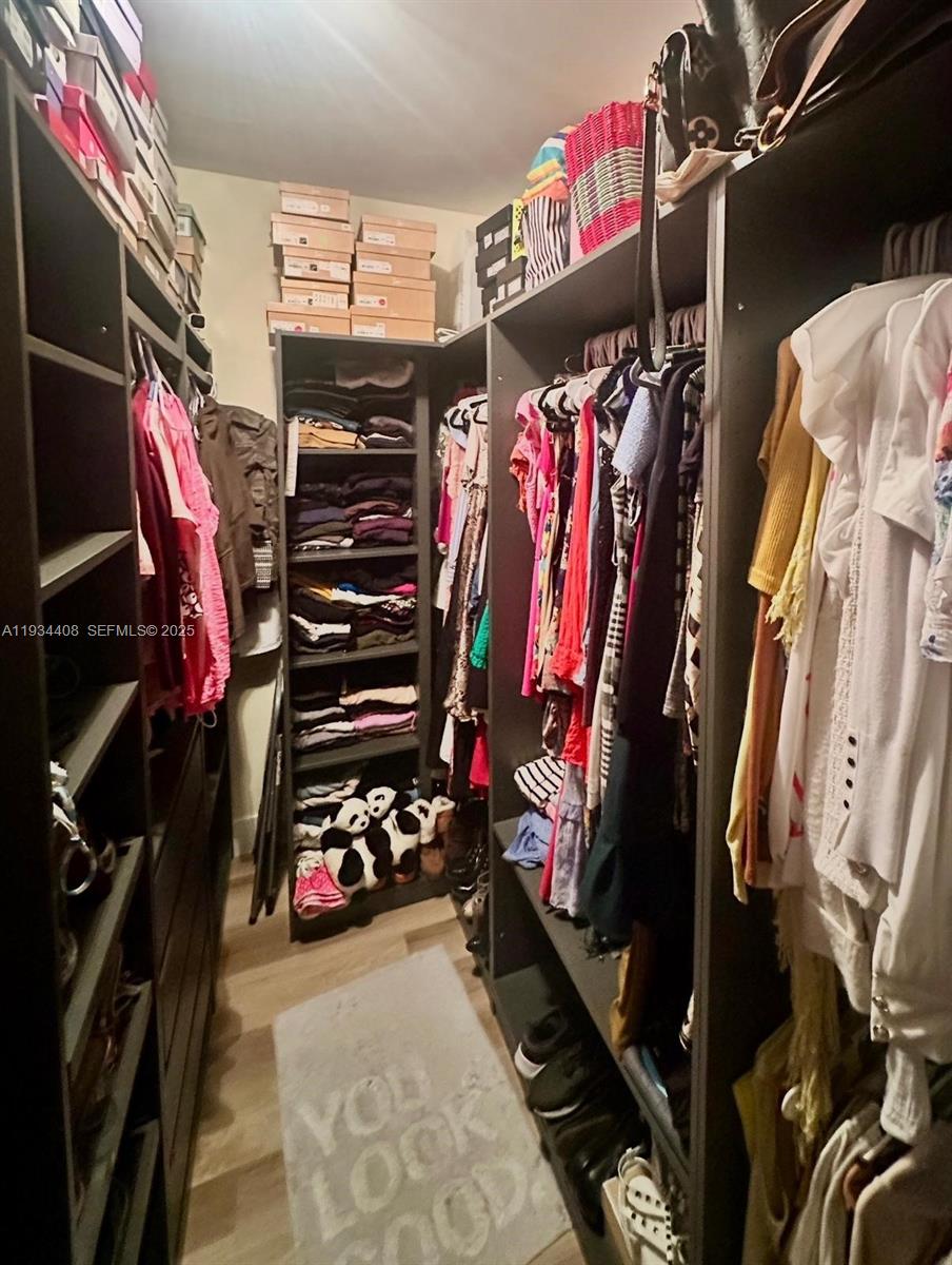 407 SW 5th St Fort Lauderdale, FL 33315