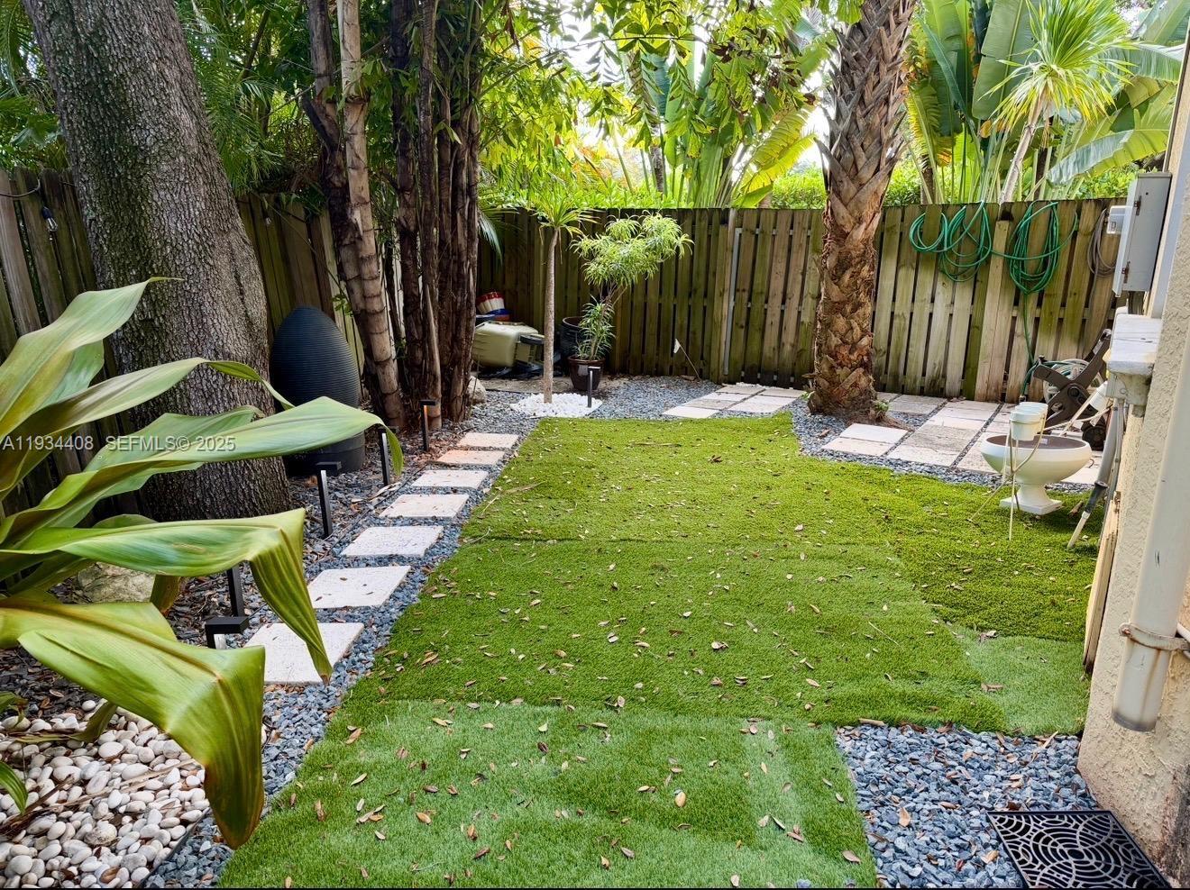 407 SW 5th St Fort Lauderdale, FL 33315