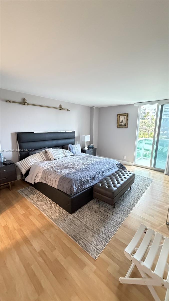 image Arlen House East11