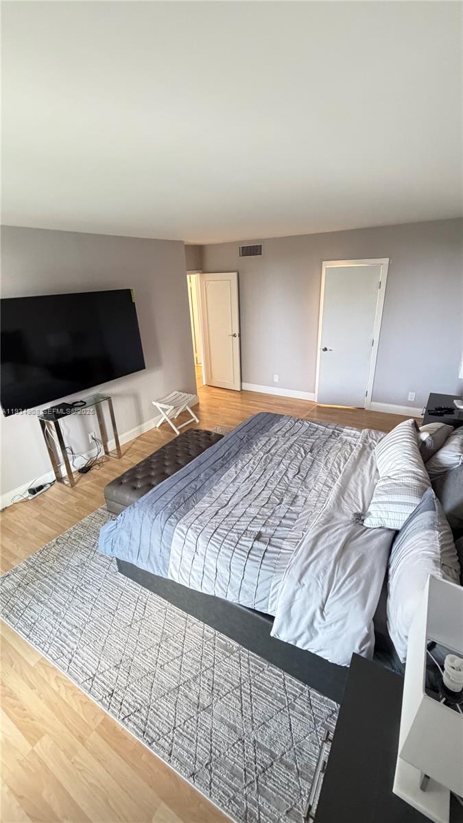 image Arlen House East12