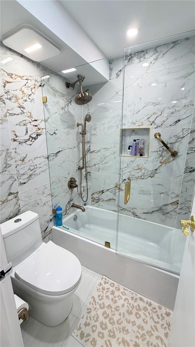 image Arlen House East14