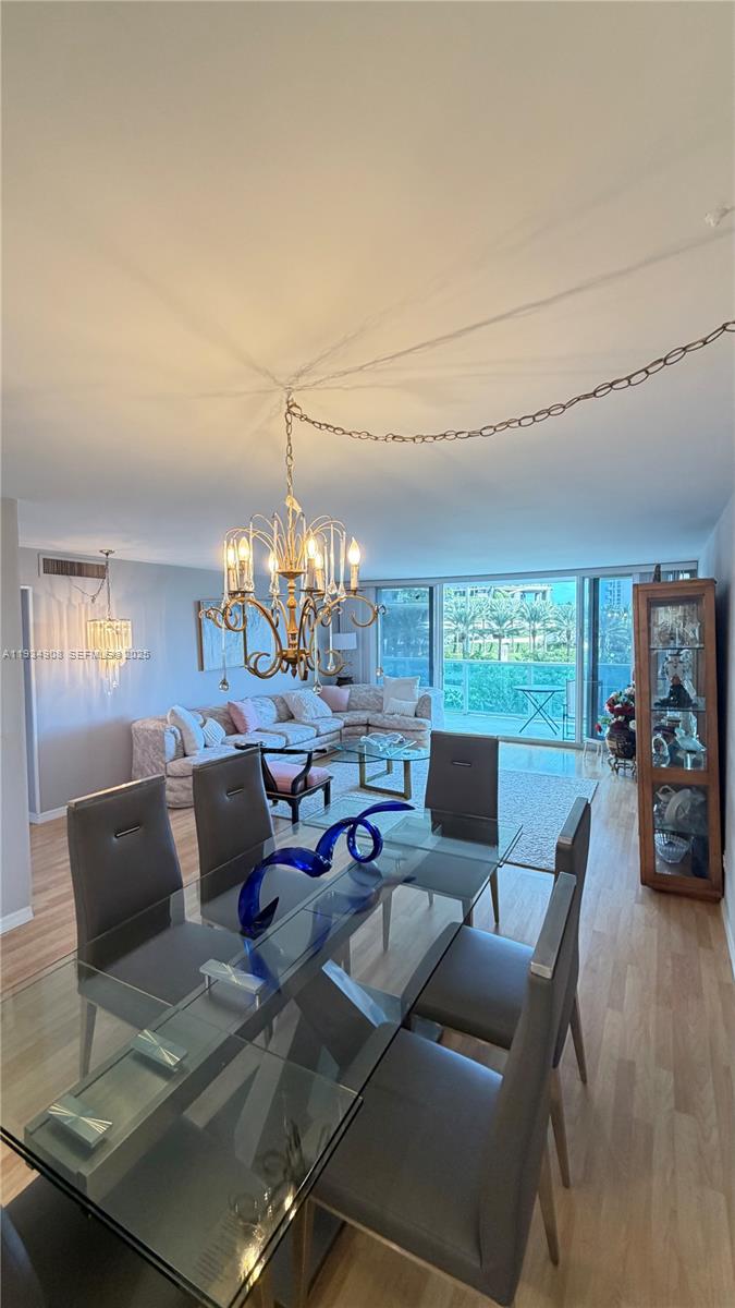 image Arlen House East4