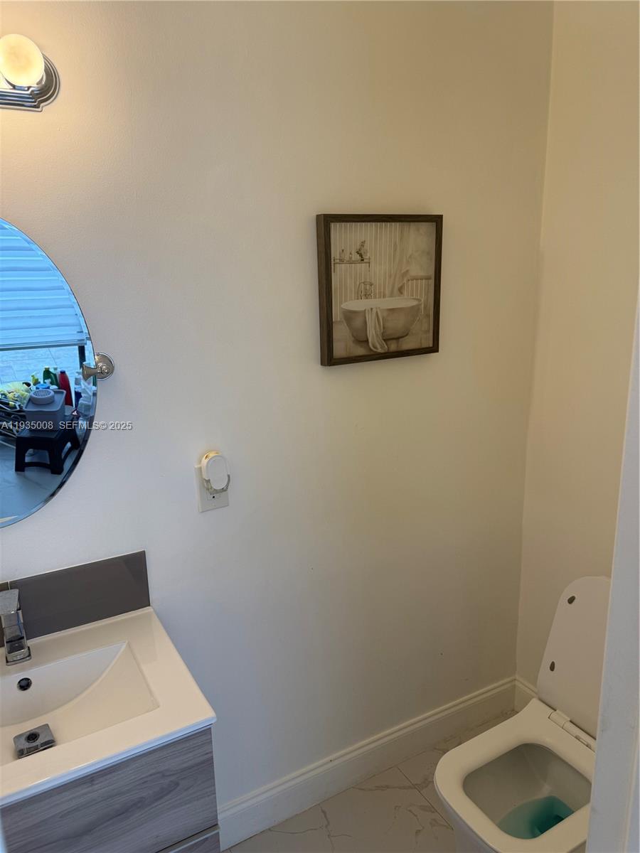 9869 NW 52nd Ter #9869 Doral, FL 33178