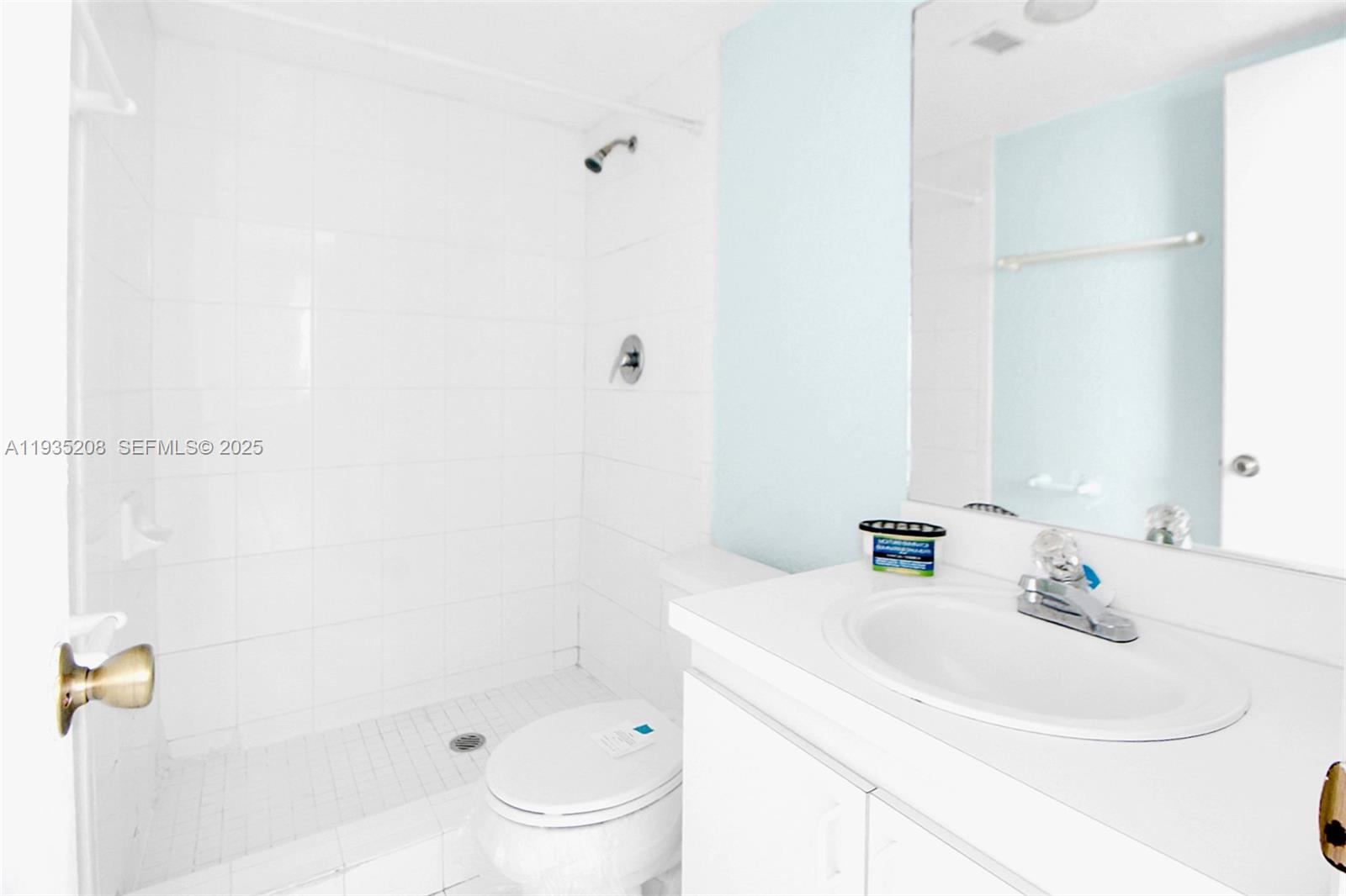 9360 Fontainebleau Blvd #101 Miami, FL 33172