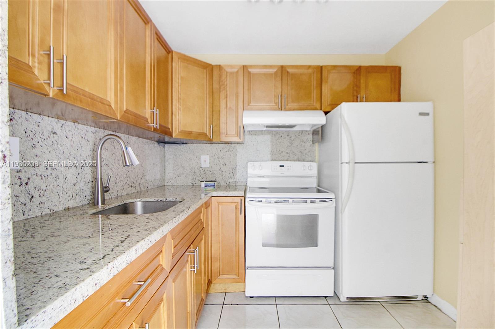 9360 Fontainebleau Blvd #101 Miami, FL 33172