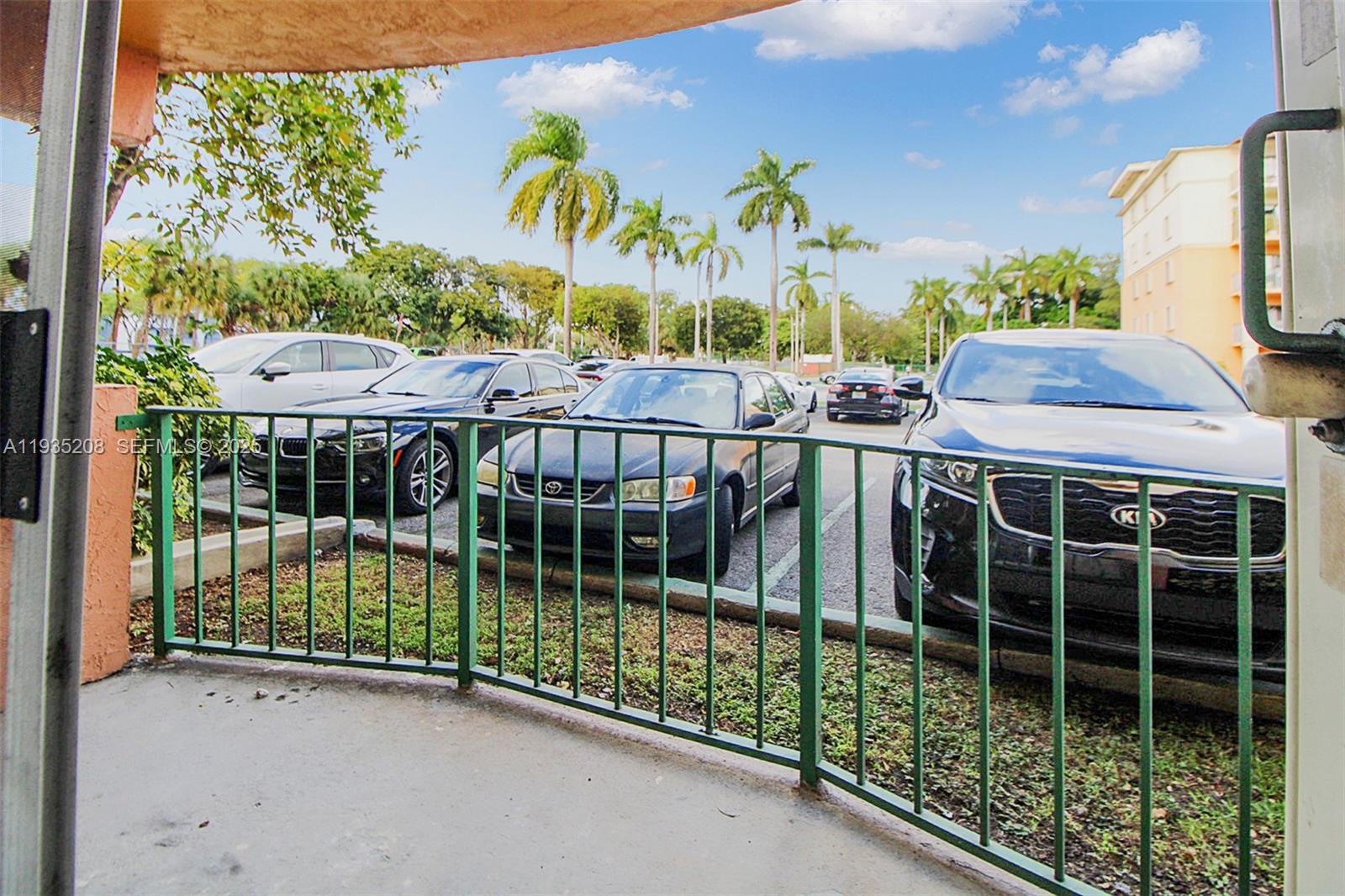 9360 Fontainebleau Blvd #101 Miami, FL 33172