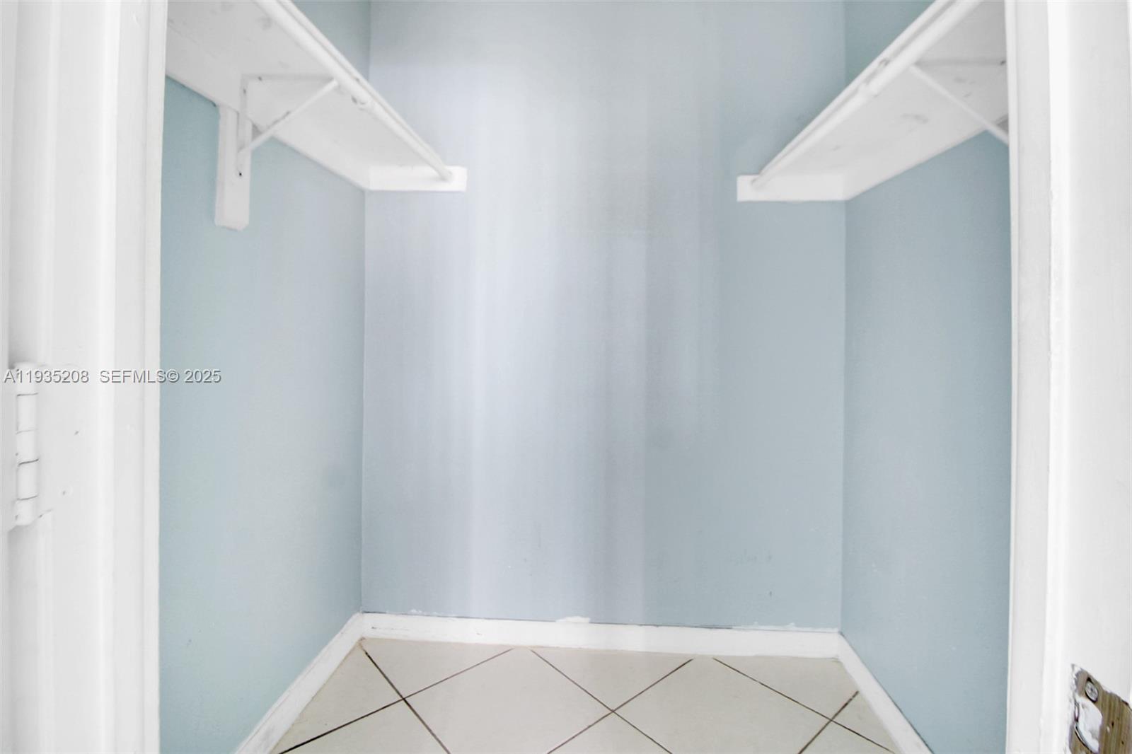 9360 Fontainebleau Blvd #101 Miami, FL 33172