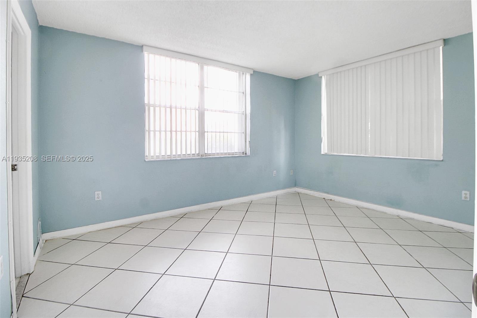 9360 Fontainebleau Blvd #101 Miami, FL 33172