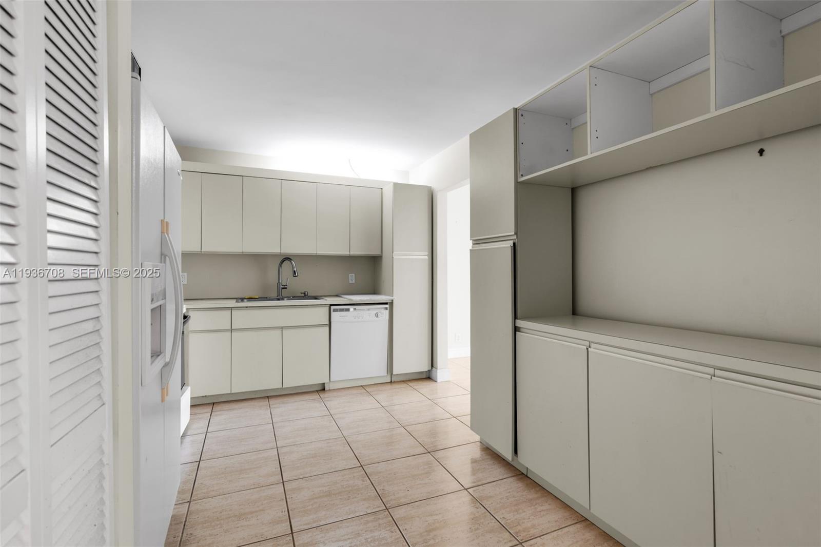 image Champlain Towers North7