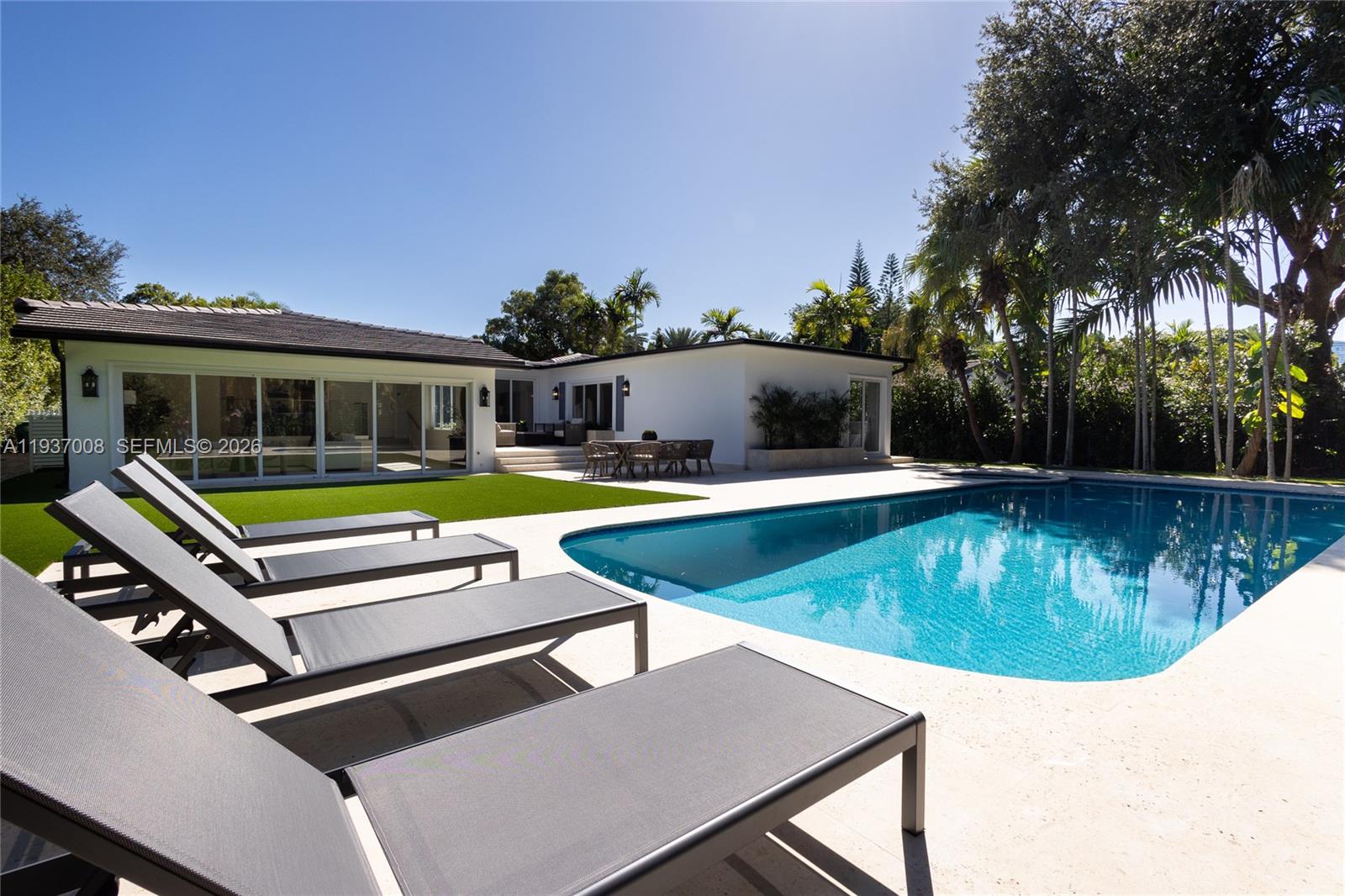 4520 Sabal Palm Rd Miami, FL 33137