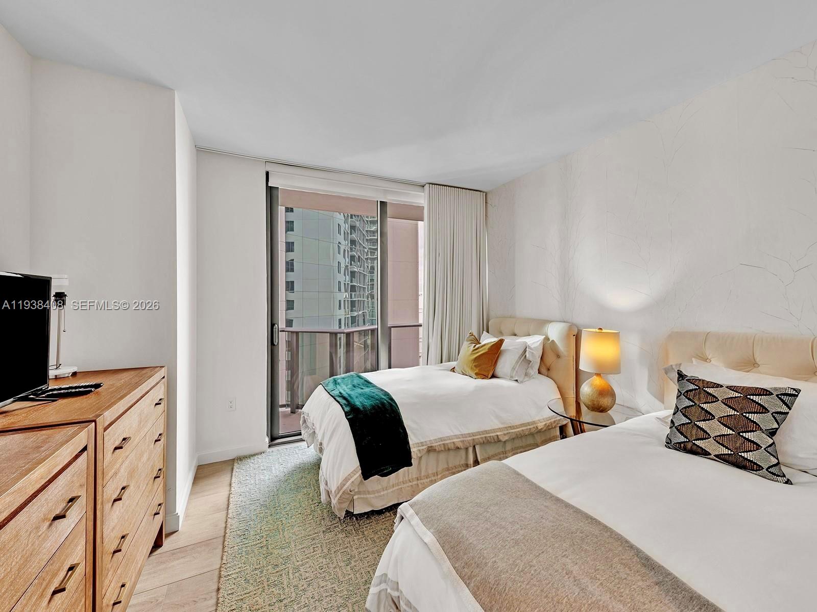 image Brickell Heights7