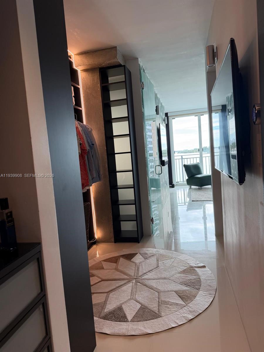 770 NE 69th St #6F Miami, FL 33138